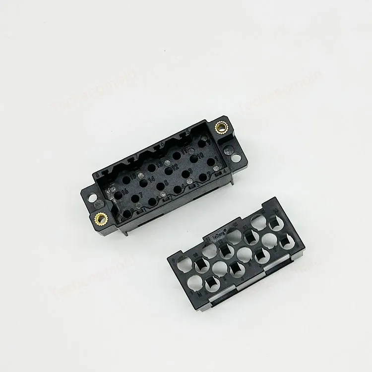 特诚科技PBT精密注塑件实拍 1